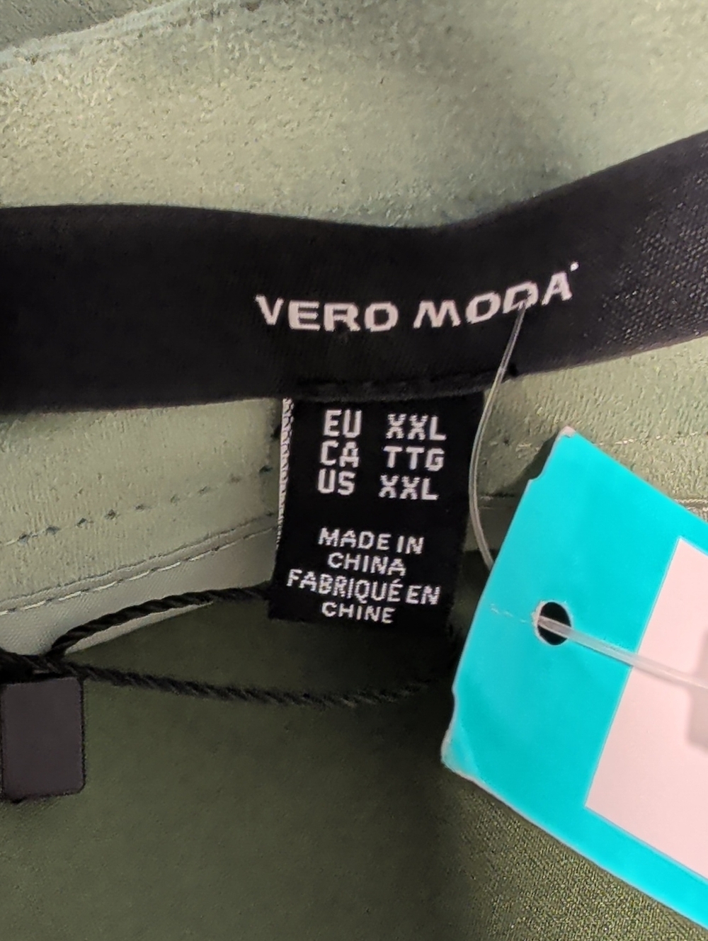 Vero Moda- Size XXL Sage Green Suede-Look Mini Skirt Silver Zipper Back NWT - Picture 7 of 8